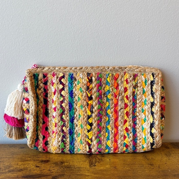 Antik Kraft Handbags - Antik Kraft Multicolor Woven Clutch